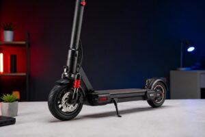 découvrez notre comparatif des trottinettes électriques offrant le meilleur équilibre entre qualité et prix pour un achat malin et performant.
